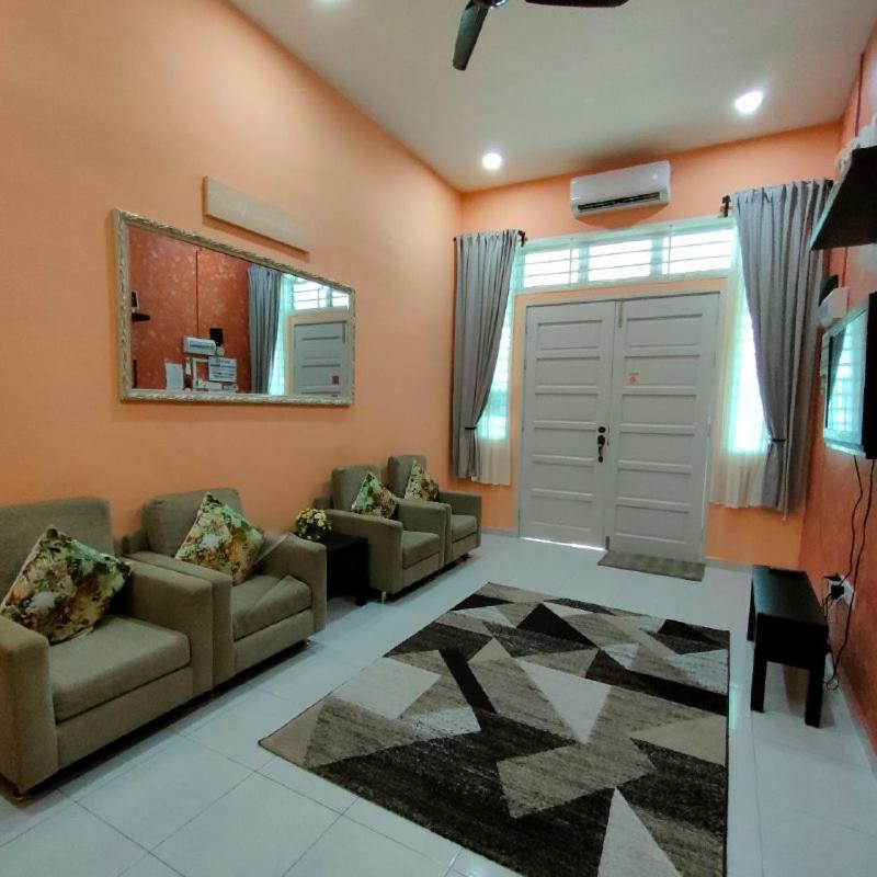 D'Q Putra Homestay Melaka Exterior photo